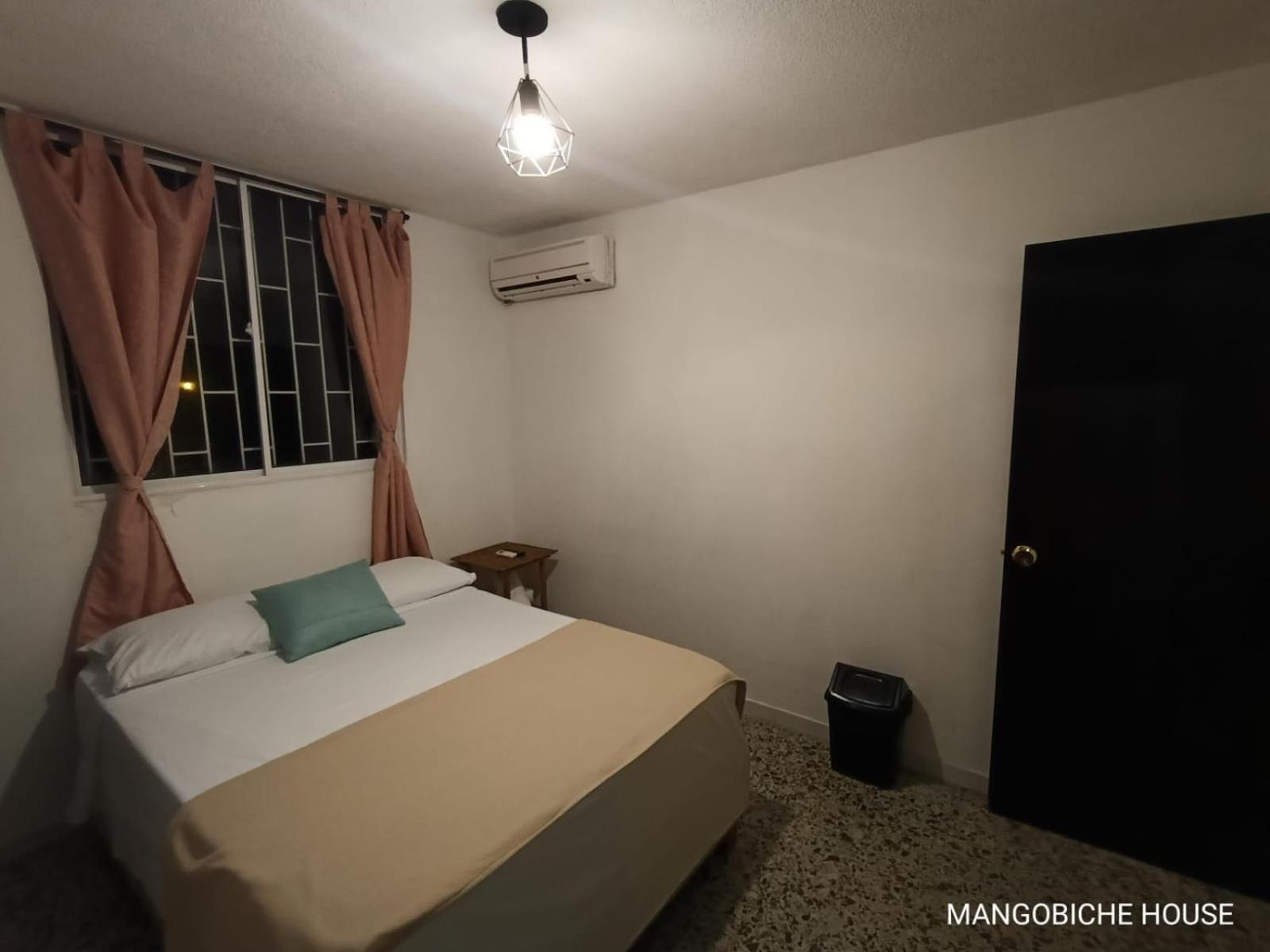 Mango Biche - House Bed and Breakfast Cartagena Exteriör bild